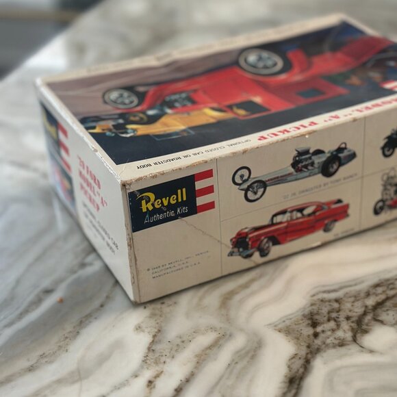 Revell “Authentic Kits” 1:25 scale 1929 Ford Model A Pickup Vintage - Picture 5 of 8